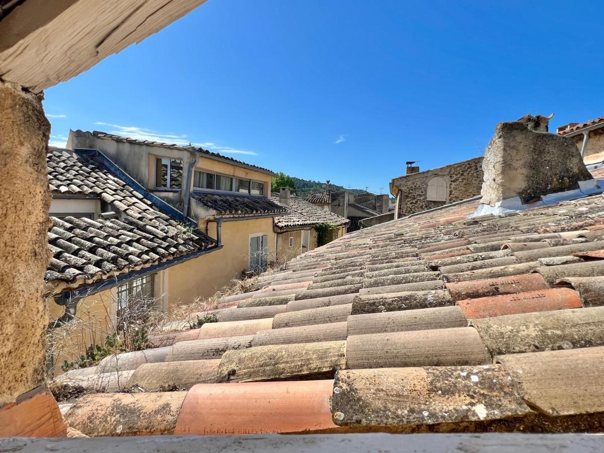 Maison De Village Au Calme. Лурмарин Экстерьер фото